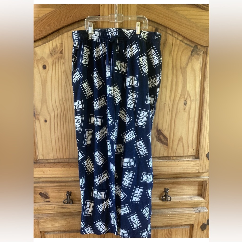 Men’s The Office Dunder Mifflin navy blue lounge pajama pants - size L